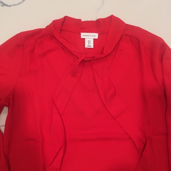 Red flowy blouse with tie collar - Picture 3 of 4